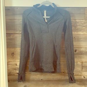 Lululemon Grey Long Sleeve Pullover